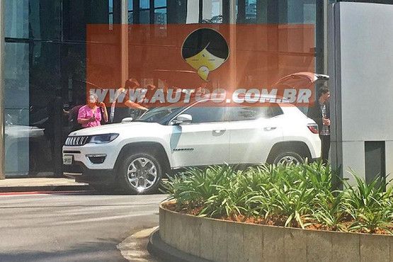 2017款Jeep指南者實車照 明年初亮相