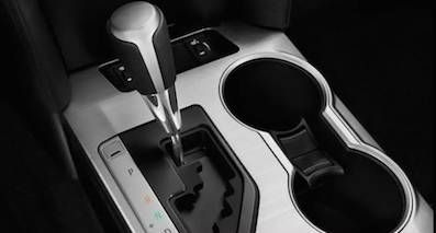 汽車換擋桿越奇葩，安全風險越大？