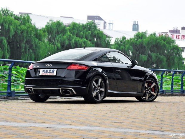 Audi Sport 奧迪TT RS 2017款 TT RS 2.5T Coupe