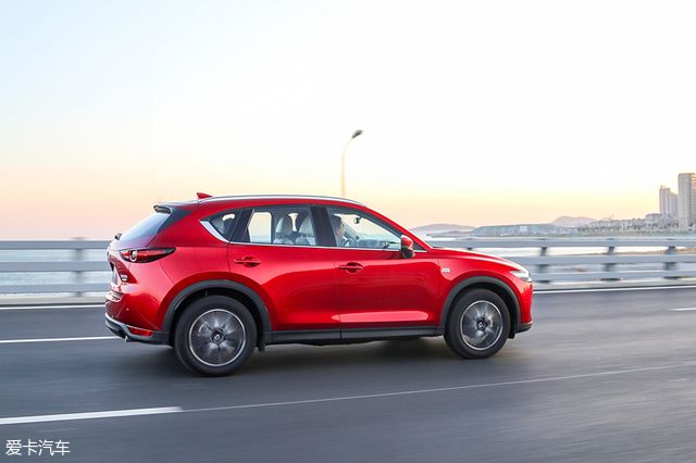顏值只是加分項(xiàng) 試駕馬自達(dá)CX-5 2.5L