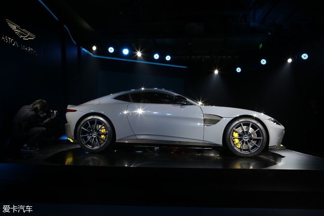 全新一代Vantage