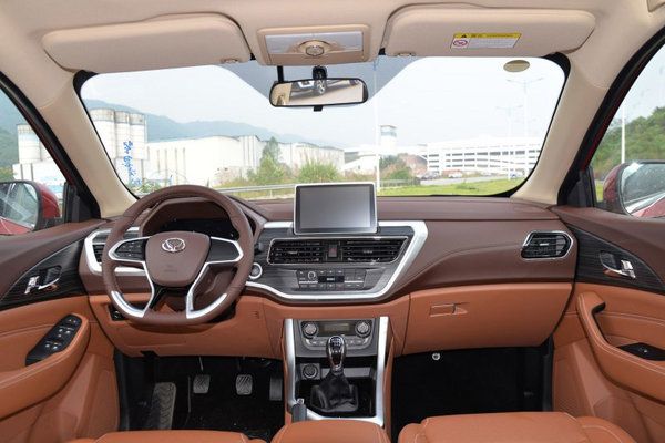 六萬(wàn)元起能買(mǎi)到的7座SUV 三款自主大空間SUV推薦-圖6