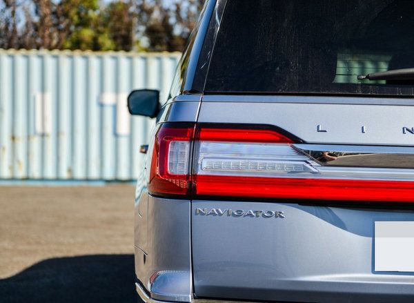 車長五米大佬最愛 百萬級(jí)大塊頭SUV推薦-圖7