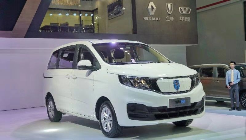 2018廣州車展：華晨雷諾發布首款新能源車型