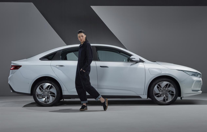 對(duì)標(biāo)Model3 吉利純電動(dòng)轎車GE11官圖曝光