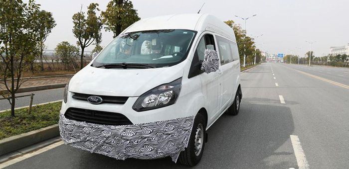江鈴福特新輕客諜照曝光 或為全順系列新車