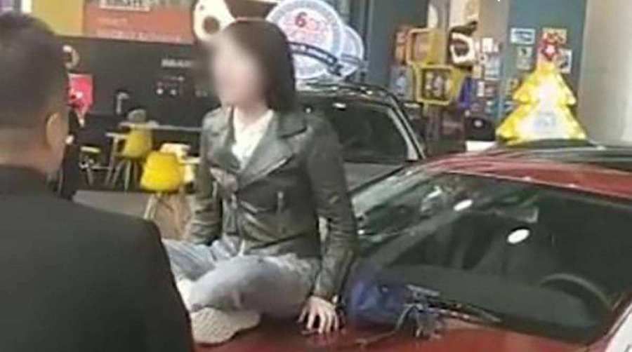 奔馳維權案車型故障查明 經銷商罰款一百萬元