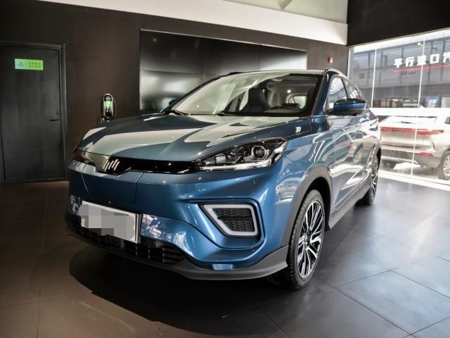 威馬EX5新增車型上市 補貼前售18.98萬元