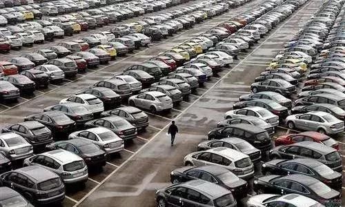 經濟下行 BBA成了汽車市場的一股清流