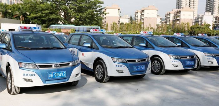 禁止使用燃油車(chē)，多城市要求網(wǎng)約出租車(chē)必須電動(dòng)化