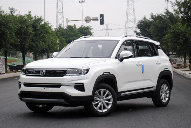 長安CS35 PLUS新增車型上市 售價8.59萬元