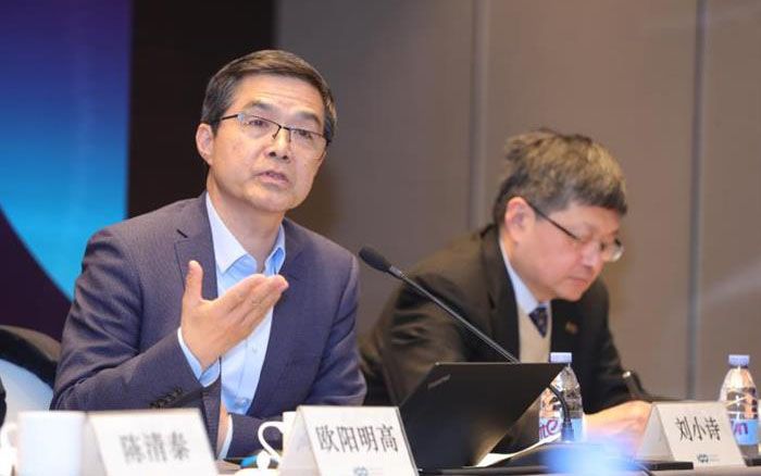 歐陽(yáng)明高：未來(lái)10年是插混車型繁榮期