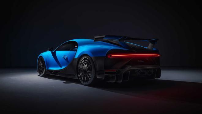 布加迪Chiron Pur Sport發布 限量16臺/約合2488萬