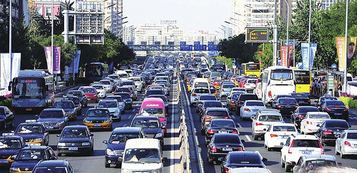 公安部發(fā)布清明交通安全預(yù)警 天氣多變風(fēng)險大