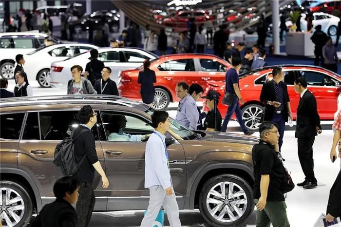 疫情下的全球車市：歐美向下 中國向上