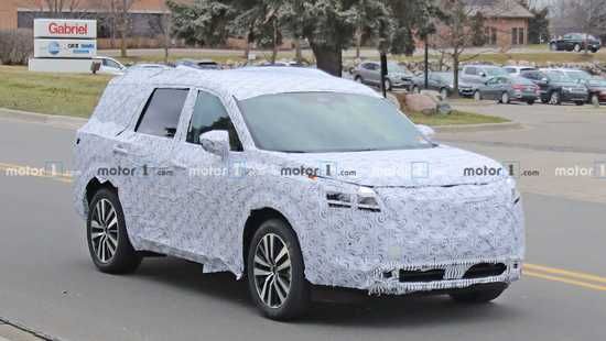 定位中大型SUV 日產探路者或將國產