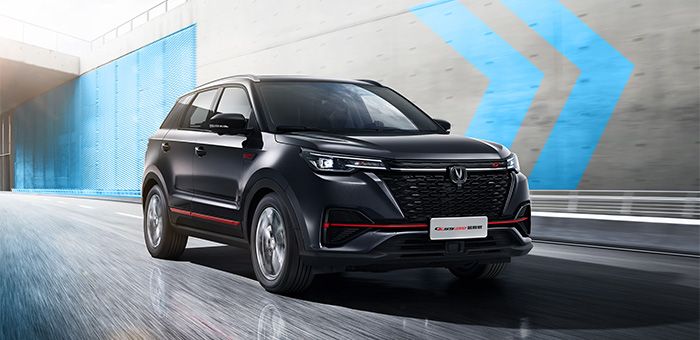采用深灰色車漆 長安CS55PLUS新車曝光