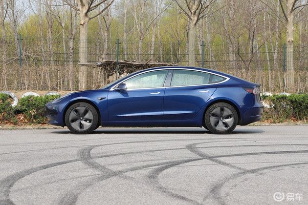 Model 3漆面過快老化 特斯拉或面臨集體訴訟