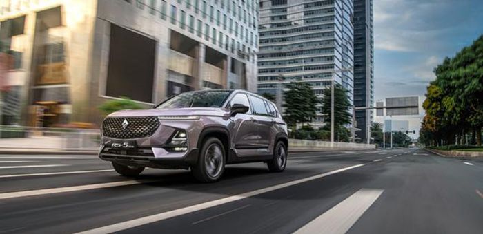 新寶駿RS-5 300T車型上市 售價12.68-13.58萬