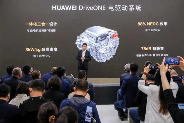 電池，華為，新能源汽車,電動汽車,特斯拉,華為