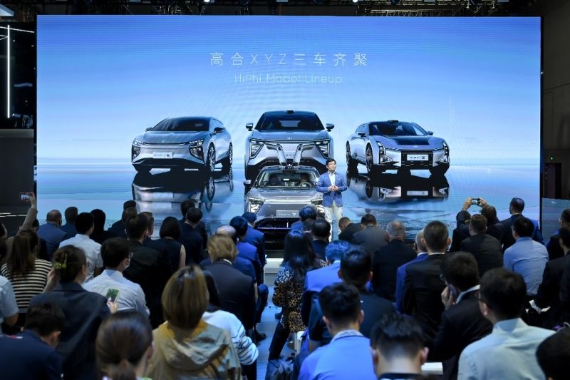 高合HiPhi X Y Z齊聚車展，海外戰略正式開啟