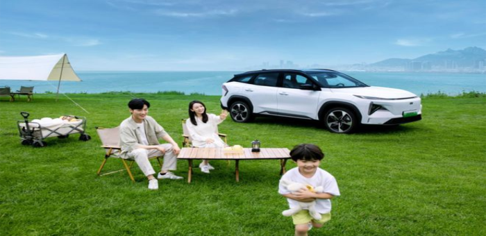純電115公里，虧電油耗5.23L，銀河L7售13.87萬起
