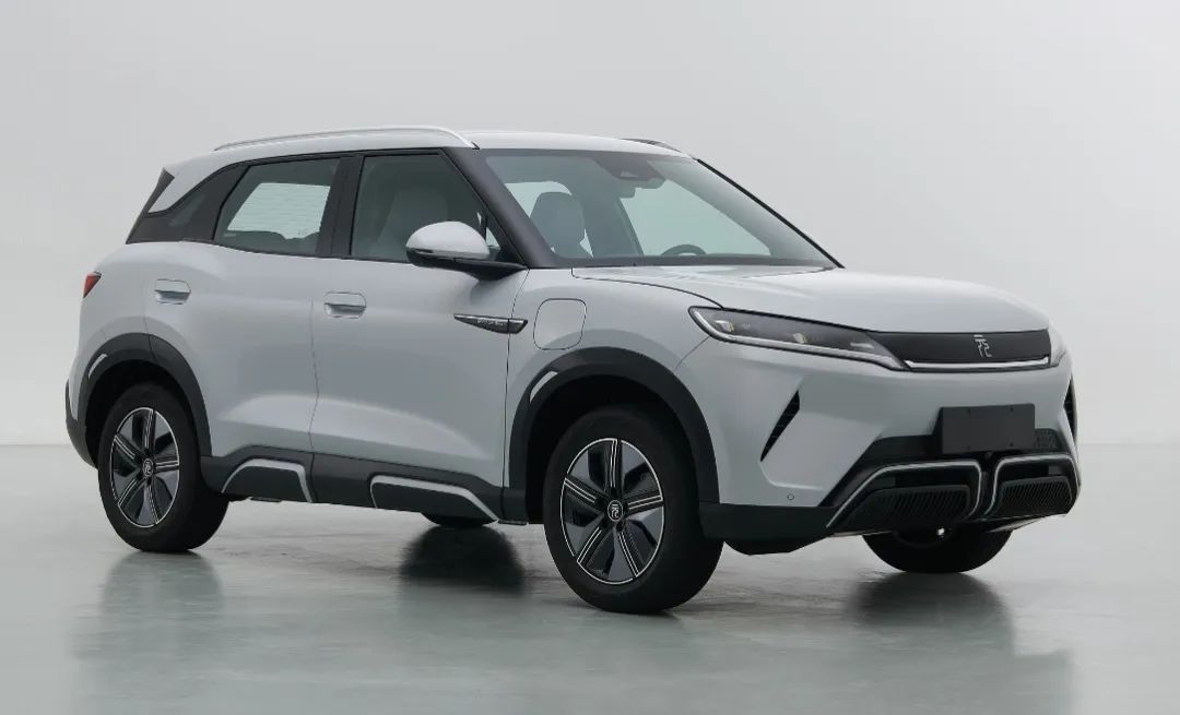 工信部車展收官2023，仰望超跑大戰吉利“空客”