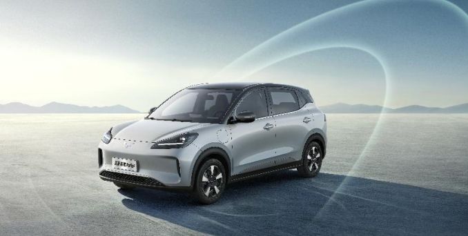 五菱繽果PLUS正式上市，五門純電SUV超長續航8.98萬起售