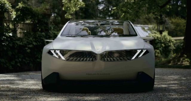 新世代車型2026年國產，加碼未來出行的寶馬要“攻守兼備”