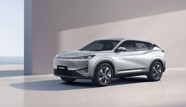 “新一代混動”第一車東風風神L7開售，12.89萬起