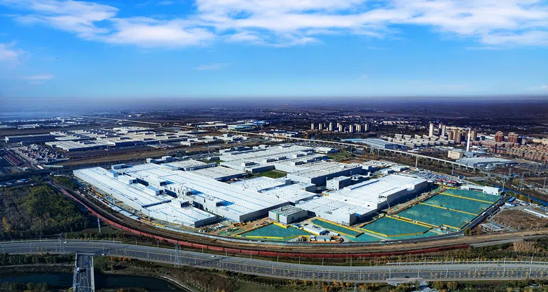 寶馬宣布增加在華投資200億，推進(jìn)2026年“新世代”車型量產(chǎn)
