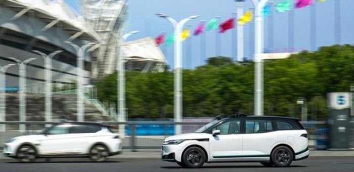 成本降一半，百度第六代無人車為何拉上江鈴集團新能源？