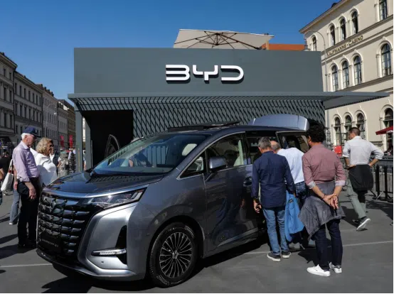 8月狹義乘用車零售預計184.0萬輛，新能源預計98.0萬輛