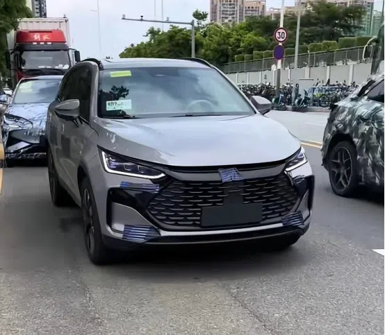2025款比亞迪唐無偽諜照曝光