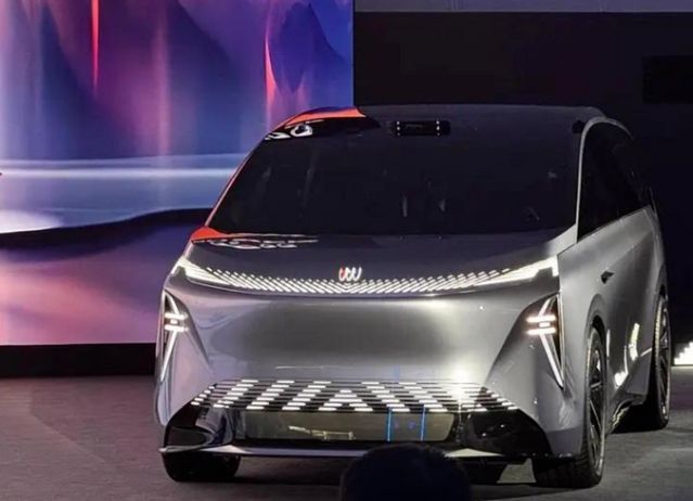 別克GL8家族第200萬臺整車下線 OMPV概念車全球首發