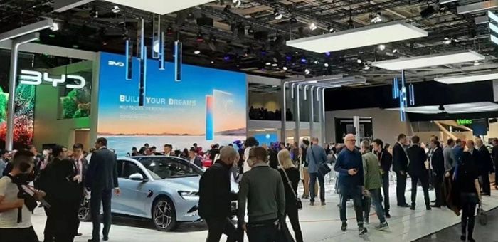 歐洲品牌打響電動攻勢，巴黎車展中國車仍然“唱主角”