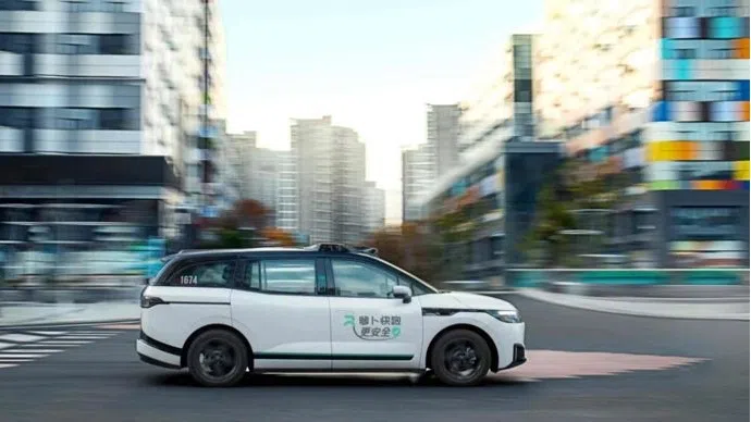 拋棄極越，百度造車的心思都花在這款車上