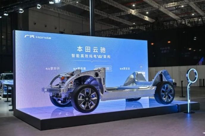 上海車展智駕“宣傳降溫”，中國(guó)新能源市場(chǎng)正在走向成熟