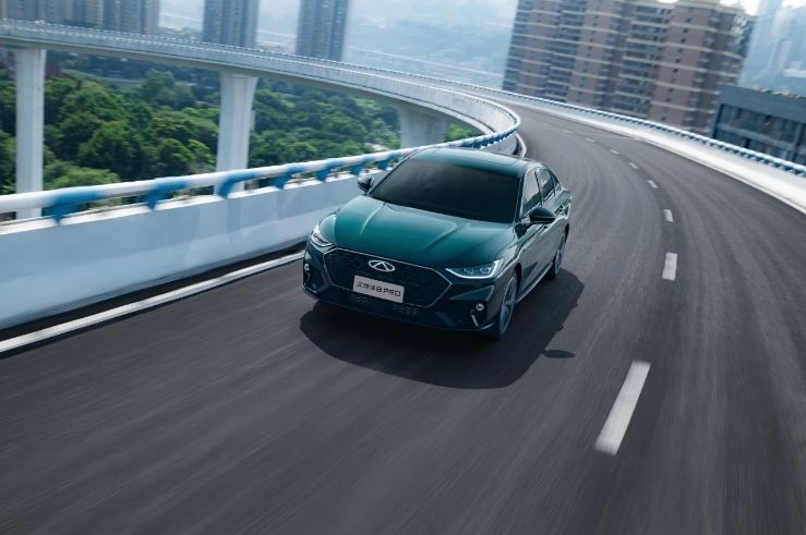 2.0T車型12.29萬起售，艾瑞澤8 PRO要喚醒年輕人的賽道基因