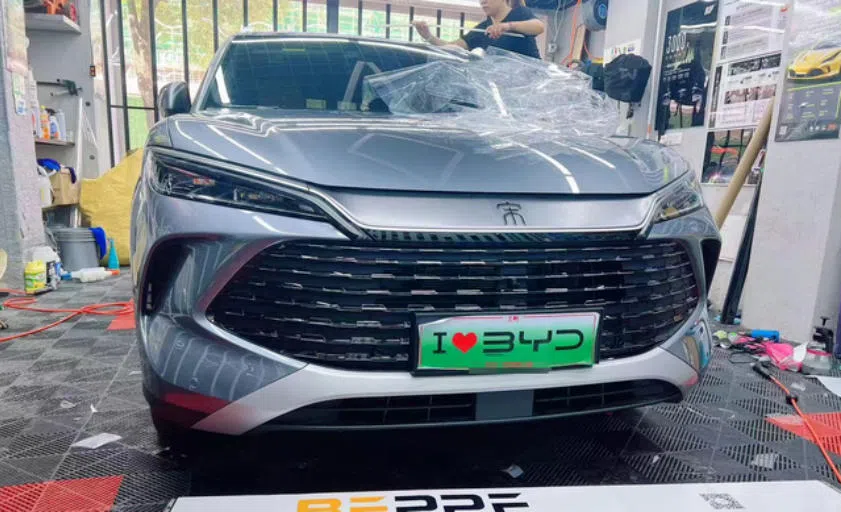 緊急“叫停”價格戰后，比亞迪又開始卷自動泊車了