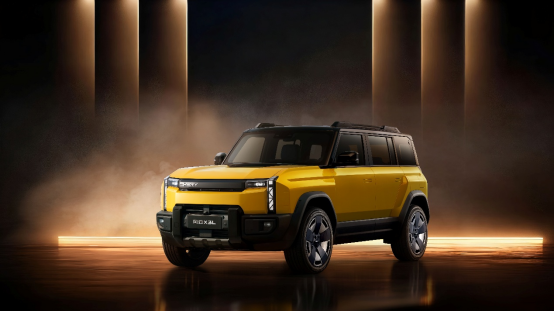 風(fēng)云X3L開(kāi)啟預(yù)售 奇瑞31款重磅車型登陸成都車展 