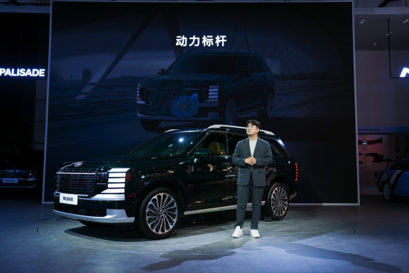 新一代帕里斯帝成都車展預(yù)售 29.38萬(wàn)元起